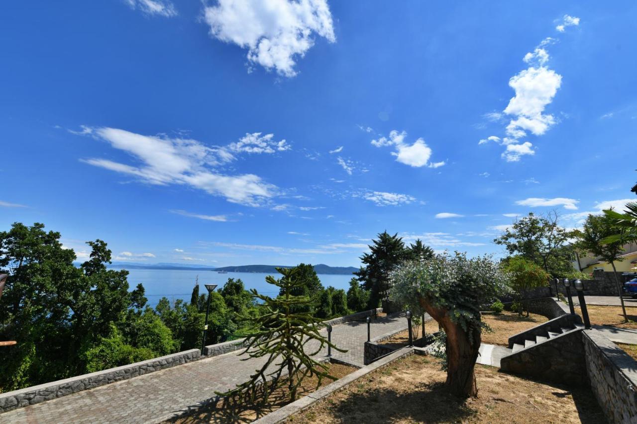 Apartments Near The Beach, With Terraces And Seaview At House B. Mošćenička Draga 외부 사진