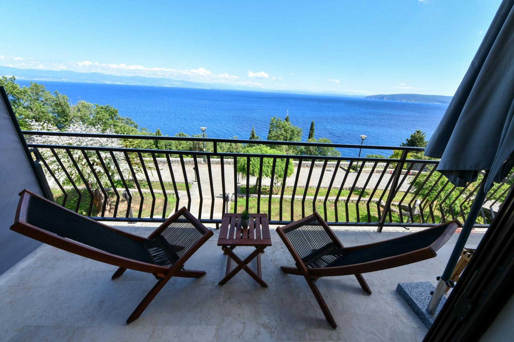 Apartments Near The Beach, With Terraces And Seaview At House B. Mošćenička Draga 외부 사진